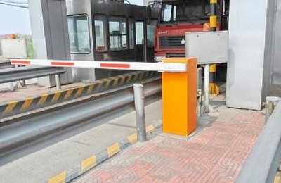 濟(jì)南收費(fèi)站擋車(chē)桿 交通設(shè)施中的重要一環(huán)